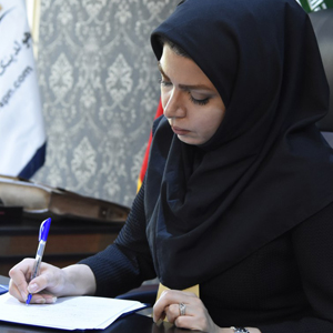 جان را با نان عوض کردیم