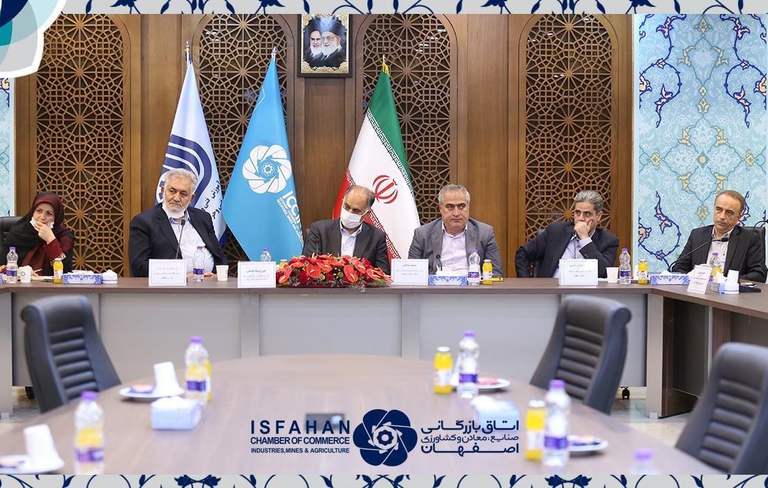 امروز باید به سرمایه های انسانی توجه بیشتری شود