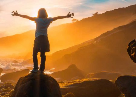 زن ايرانی مظهر زيبايی، قدرت، مهر