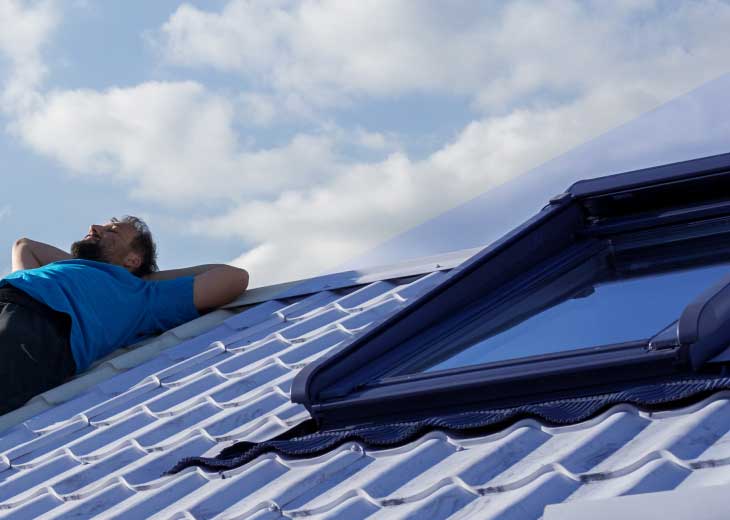 آسمان سقف من است