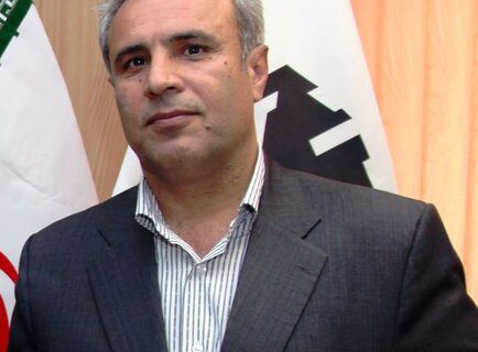 برای تامین مواد اولیه خود بلاتکلیف هستیم