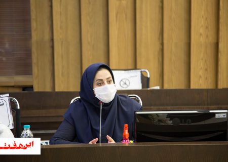 آب اصفهان سالم و بدون میکروب و مواد شیمیایی مُضر است