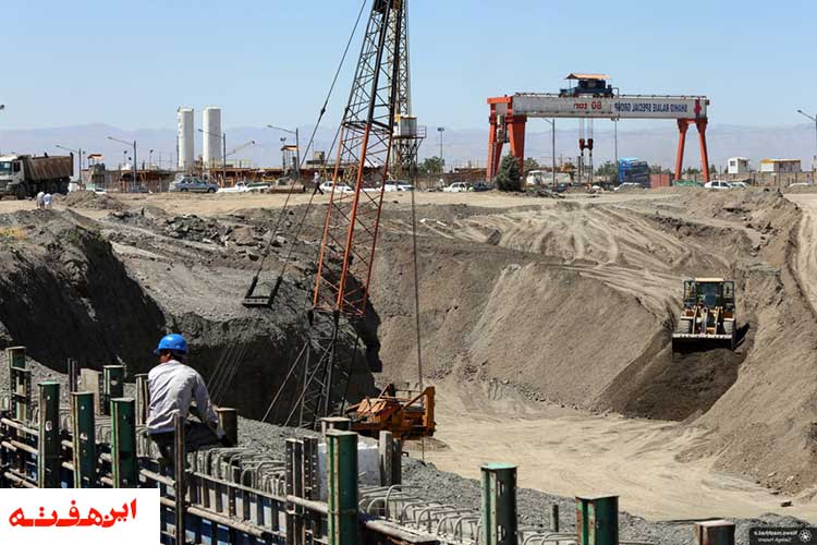 یک هزار و ۱۸ میلیارد تومان پروژه در قالب ۴۴۴ قرارداد در شهر فعال است
