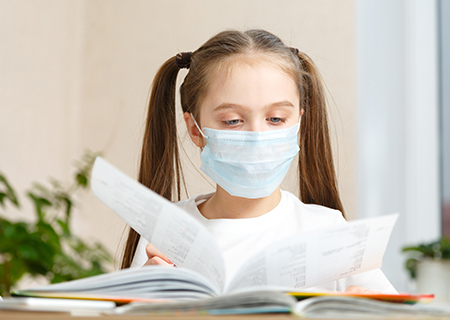 آموزش آنلاین فرزندان در دوران کرونا و مشکلات آن