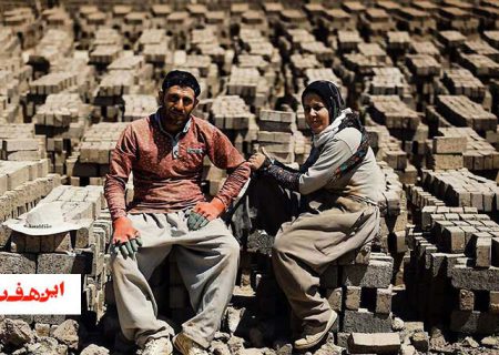 قانونی که بر تن کارگران فصلی زار می زند