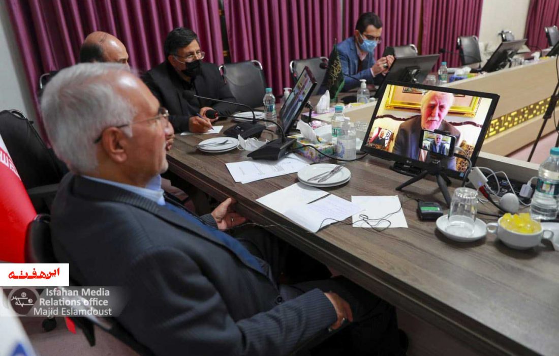 پاسدار دستاورد گذشتگان هستیم