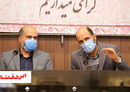 نگاه لوکس به فوتبال چمنی و مظلومانه بودن فوتبال ساحلی