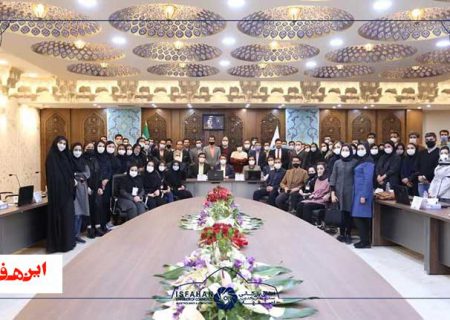 شتاب‌دهنده بازاریابی و فروش نیاز اساسی اصفهان فراصنعتی است