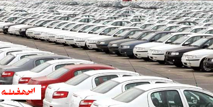 بی اعتنایی دولت ترمز قیمت خودرو را برید