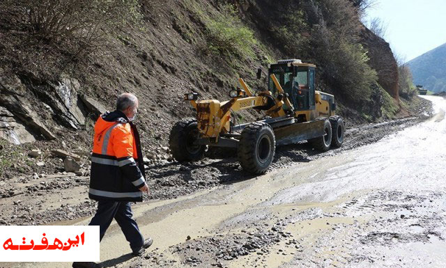 خسارت سیل به ۵۵ کیلومتر از راهها و ۴۰ دستگاه پل در جاده های اصفهان