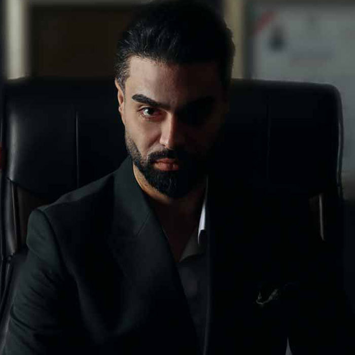 بیوگرافی ماکان آریا پارسا کارآفرینی موفق