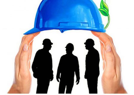 قانون کار چاره ای برای پوشش بیمه ای کارگران روستایی بیاندیشد