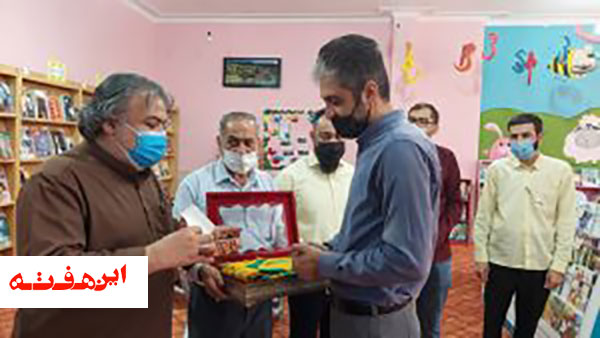 پیشتازی کانون خدمت رضوی خمینی شهر در یازدهمین جشنواره کتابخوانی رضوی